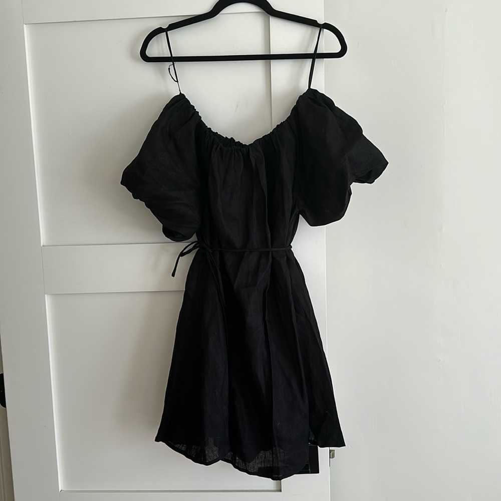 Dissh Off Shoulder Mini Dress Size 6